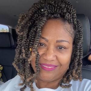 Meet your Posher, Allison